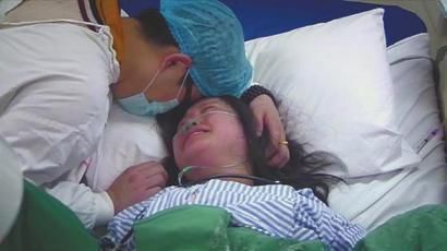 产妇|“头胎顺产,二胎再顺怎么了?像你这种坚持剖腹产的人,太自私”