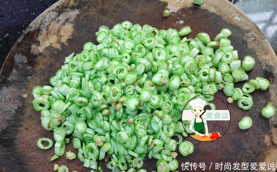 豆角|三伏天,遇到此菜别手软,钙是南瓜4倍,煎蛋吃特香,现在正当季