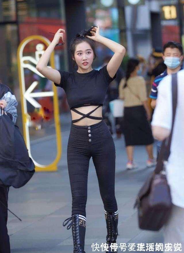 高跟鞋 打底裤带来甜美气息,经典不过时,美感更突出