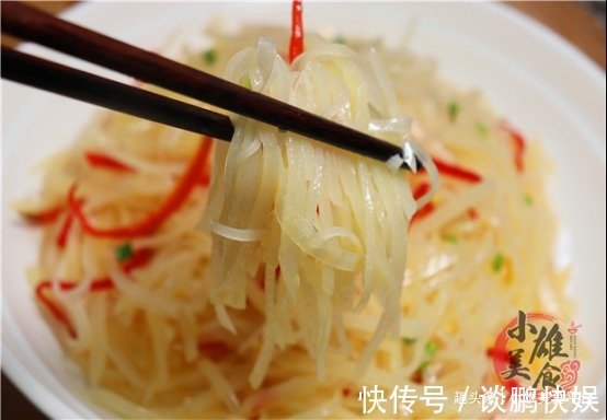 诀窍|炒酸辣土豆丝，最忌直接下锅了，饭店大厨教你诀窍，好吃又爽脆！