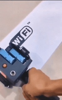 |搞笑GIF:妹子这跳的什么舞蹈啊,怎么看起来蛇精一般呢