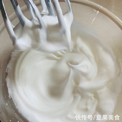 打蛋器|传统意式提拉米苏，含手指饼干做法及各配方对比