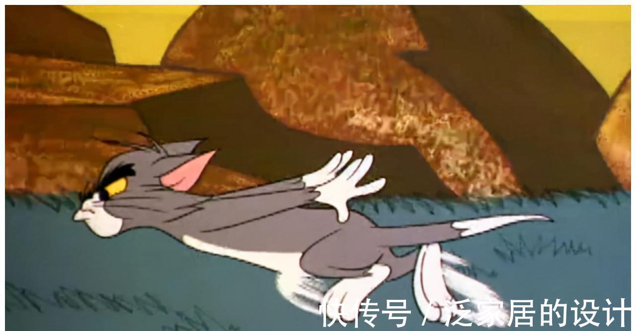 火影跑|校运会男生身披动漫服再现“火影跑”,哗众取丑,还是友谊第一?