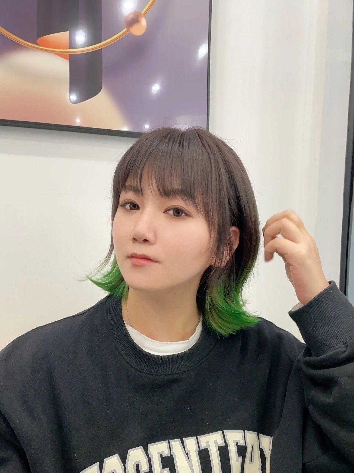 时尚 今年年底发型怎么剪?全头卷齐刘海狼尾发都不错,精选15款任你挑