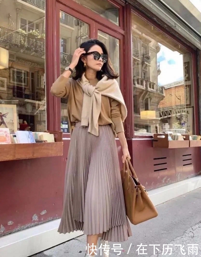 基础|不是基础款太廉价,而是你的搭配方式出了错,半身裙其实很养眼