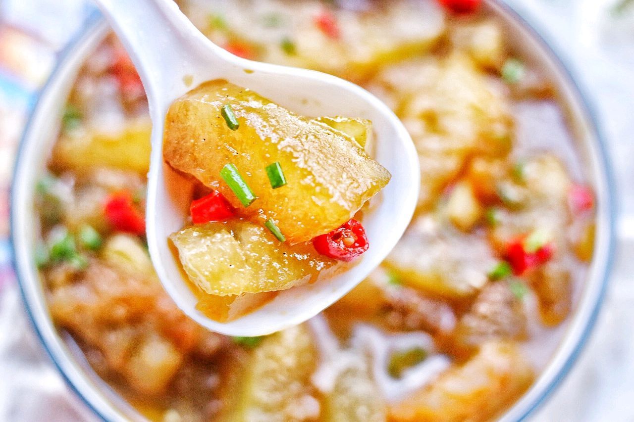 红烧冬瓜|家常红烧冬瓜,鲜香入味,便宜又好吃,素菜也能吃出肉的味道