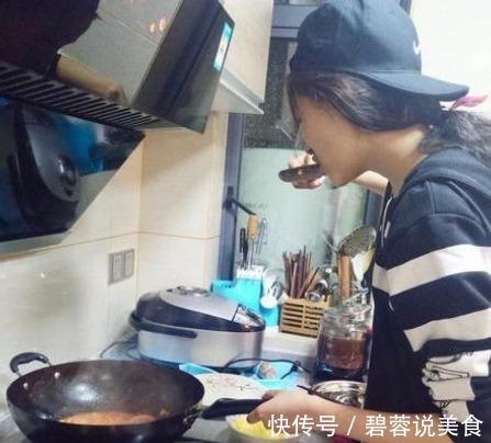 姨妈|“衰老”的慢的女人,大多会有3个特征,若占一个,也值得高兴