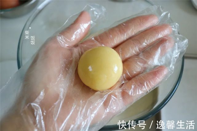面团|想吃桃酥不用买，普通面粉就能做，做法简单，香酥好吃