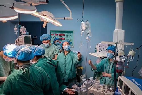 宫颈处|涨姿势，居然可以用自己的血救自己的命！？