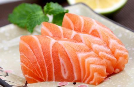 宝宝多吃鱼会变聪明吗