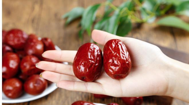 脾胃虚弱|脾胃虚弱有什么表现？中医师：常用于脾胃虚弱7种中药，建议收藏