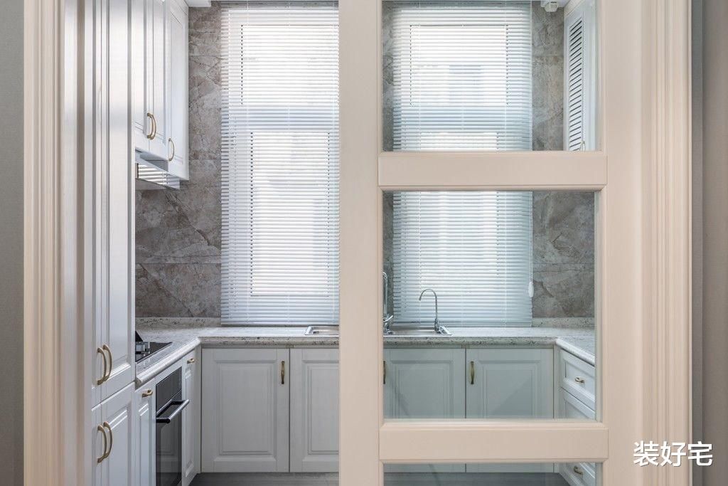 王文琦|256平的别墅装修，家具简洁款式新颖，恰到好处的精致很完美