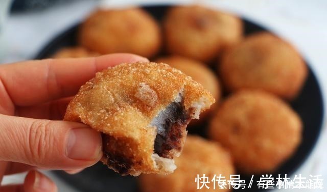 清脆|比汤圆更好吃的糯米粉做法,吃一次就上瘾,清脆爽口超解馋!