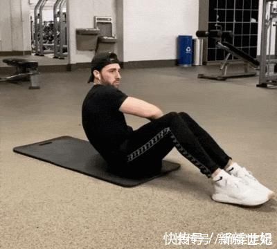 啤酒肚|怎么塑造6块腹肌6个动作有效“虐腹”，助你练出完美腹肌