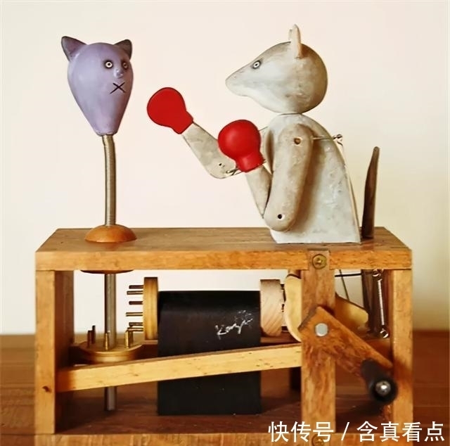 脑洞大开|一个脑洞大开的日本艺术家,设计了些奇奇怪怪的玩具装置···