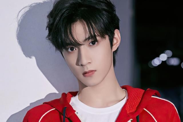 刘耀文|宋亚轩不再遮遮掩掩,对刘耀文做这一举动,粉丝孩子名字都想好了