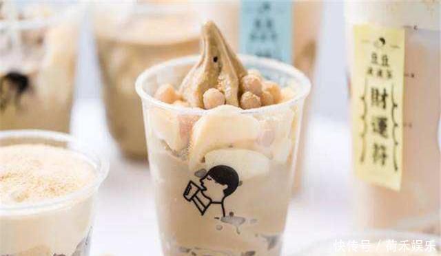 豆豆波波杯,豆香浓郁,甜而不腻,在家也能轻松搞定