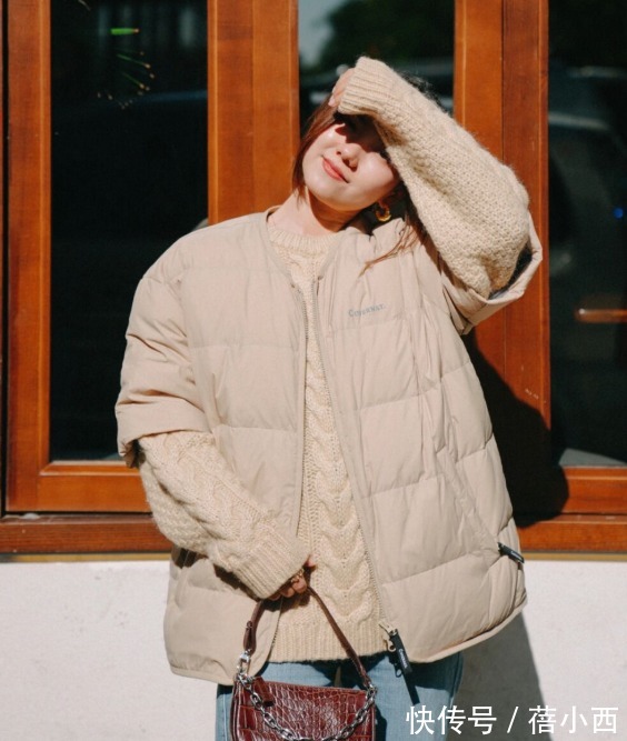 短靴|别被“羽绒服”骗了,这样穿搭不仅显瘦还时髦,比大衣还高级!