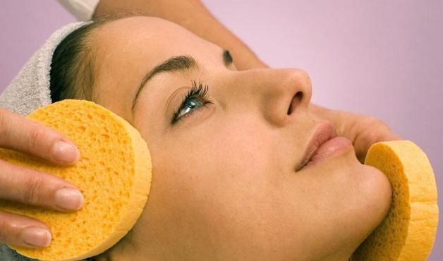 地方|赶紧来看看吧,11个地方可以暴露出你的年龄,保养好这些部位!