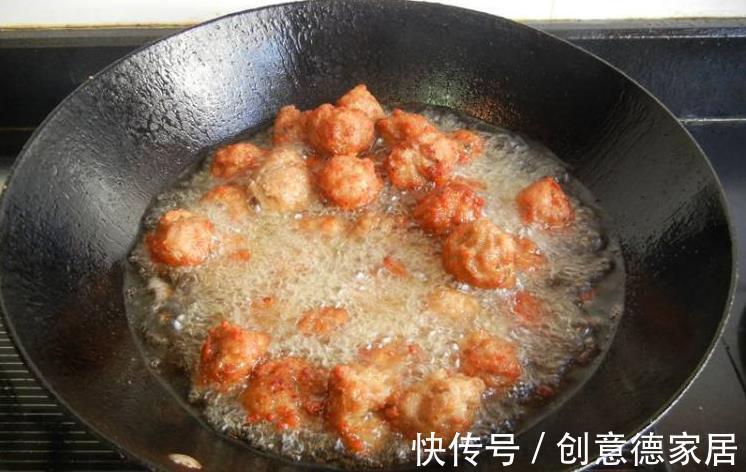 肉馅|炸肉丸，用什么粉很关键，教您正确做法，炸好酥脆不易回软