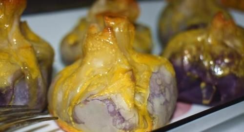 紫薯南瓜饺子包，咬一口就爆浆，鲜香入味，一口气吃3个都不够