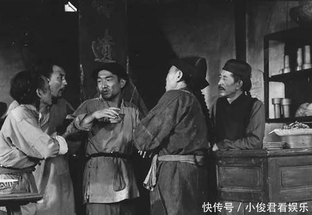 阿Q正传|成年人最大的悲哀,就是突然发现自己成了鲁迅笔下的人物