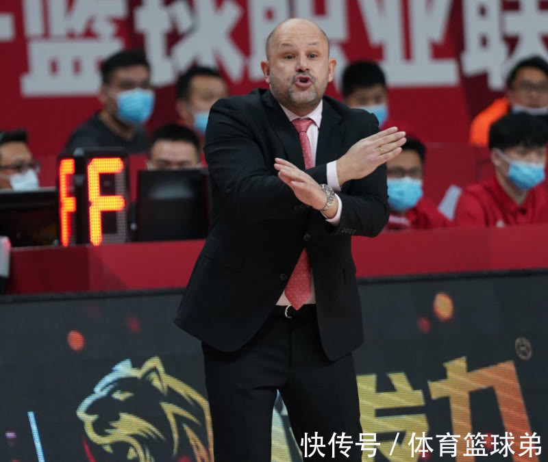 刘晓宇|首钢的翻车稳了,就因林书豪未归?可这次你们还真想多了!