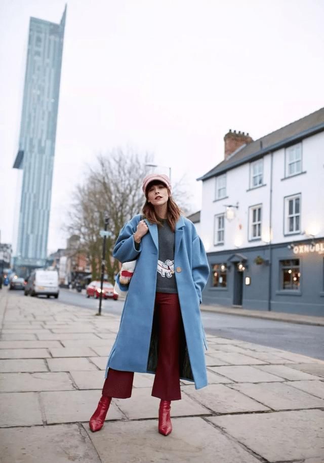 ?女人买大衣,就选这2个颜色,显白显年轻,明年穿都不过时