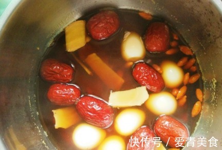 好处|夏季天热,吃生姜跟红枣有啥好处教你一个好吃做法,天天吃不够