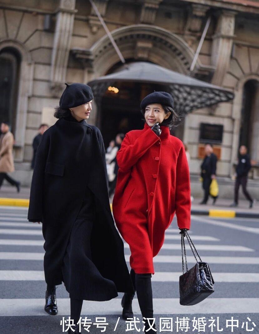 三木和57岁老妈比美!掌握2大穿搭准则,轻松凹出冬季造型