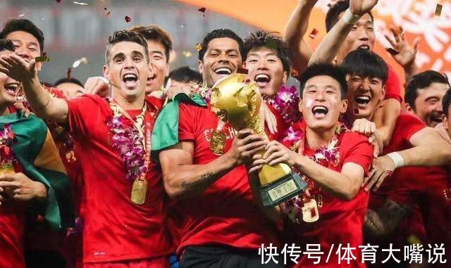 中超|上海海港集结:巴西国脚成唯一外援，新赛季海港预定冠军?