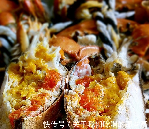 鲜美|清蒸蟹用冷水还是开水?牢记3个技巧,鲜嫩又鲜美,腿不掉黄不流