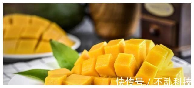 碱性食物|女性更年期后,常吃3种碱性食物,配合这项运动或能补充雌性激素