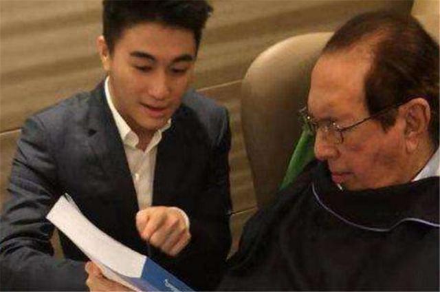 胡丽静|奶奶给孙儿取名“王奈”,办出生证时护士打错,妈妈反笑:不改了