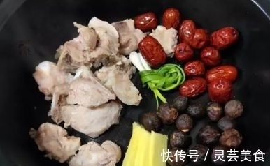 桂圆|失眠最怕这道汤,隔2天喝1碗,一觉睡到自然醒,想睡不着都难