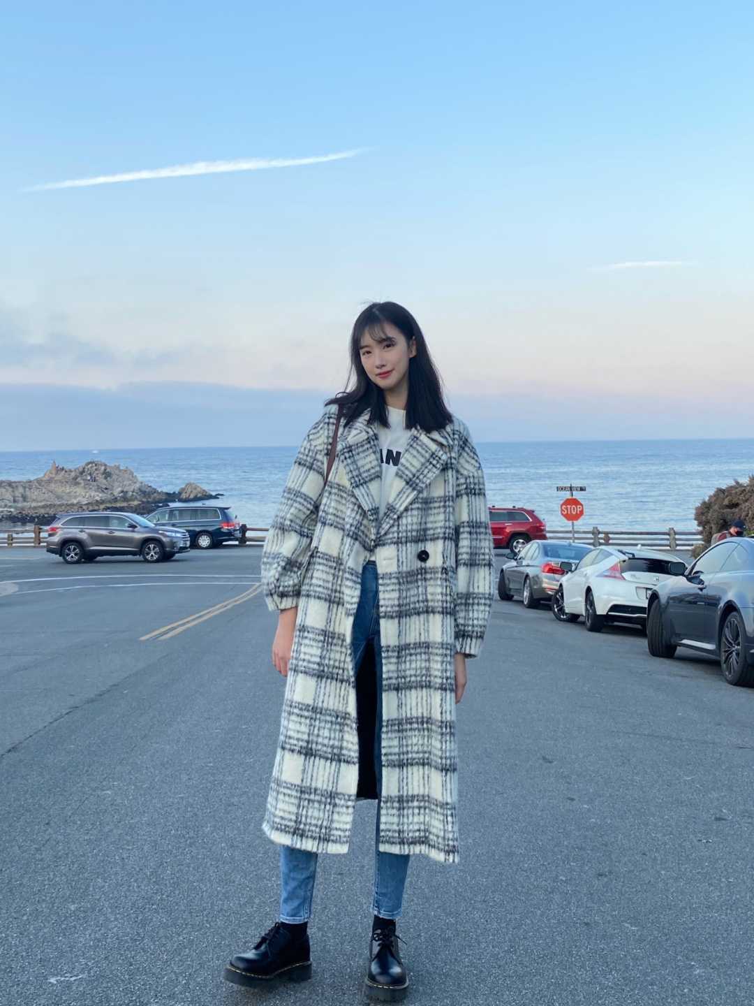 牛角扣 格纹大衣就选这四种配色,基础百搭不过时,让你美出新高度