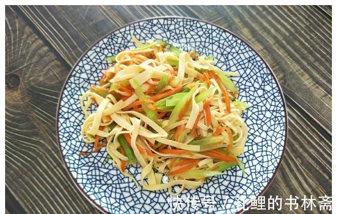 胡萝卜|豆腐皮原来这么好吃,详细做法教给你,这样做比肉都香