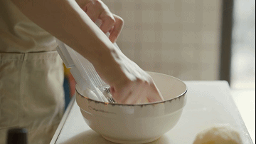 吃嘛嘛香!看白敬亭吃饭真是一种享受啊…