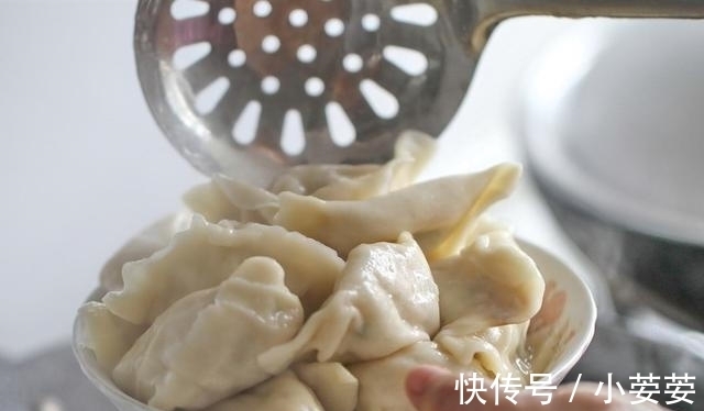 发苦|包萝卜饺子时,别放“此2物”,很多人会放,萝卜味道很怪还发苦