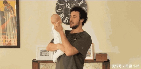 宝宝|全球婴正确的抱娃是个技术活,教你不同年龄段正确抱娃姿势