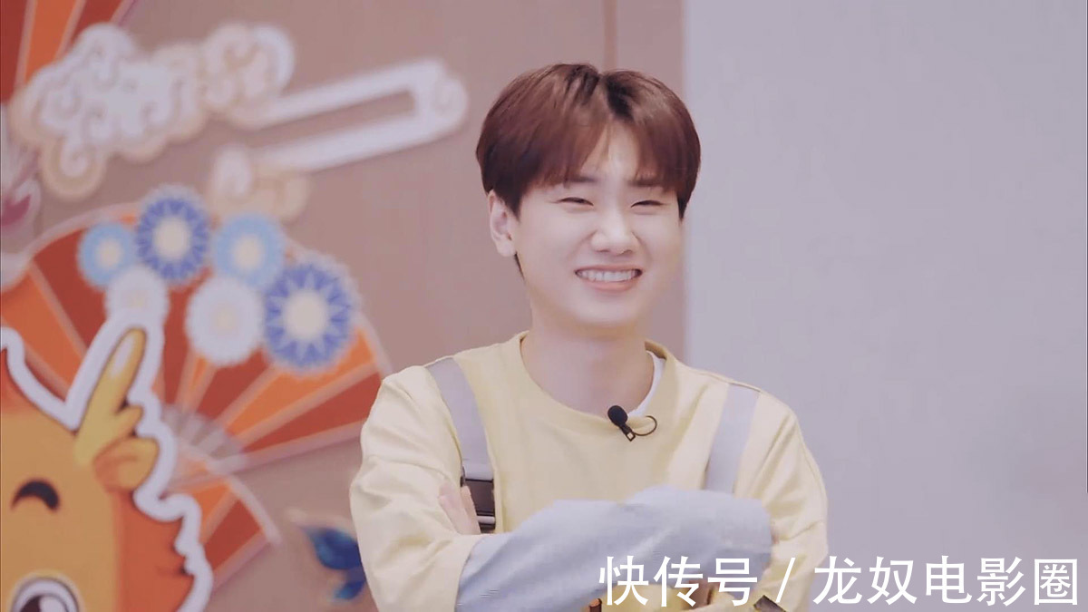 《青春环游记3》汪苏泷秀键盘;宋小宝秀书法,嘉宾里能人真不少