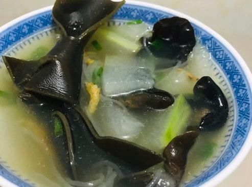 水洗|洗海带时，可不能只用水洗？老妈教你1招，干净清爽无腥味