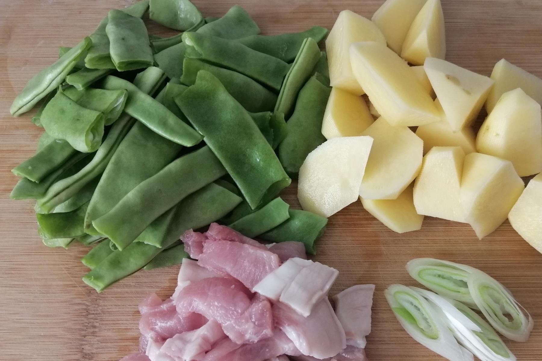 营养|天热不想做饭，炖一锅它，全家人爱吃，简单营养又下饭