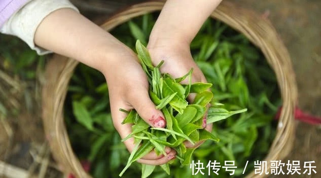 预防甲状腺结节|甲状腺长出结节,5种食物一口都别吃,或许结节会自愈!