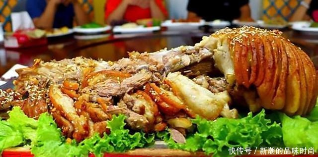 为何蒙古人那么“彪悍”,看完他们的一日三餐明白了,你敢吃吗