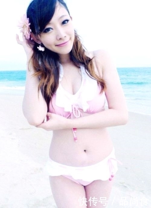 焦点|时尚潇洒的比基尼泳衣美女，走在哪里都是焦点