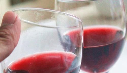 全年300天都在喝酒,身体会怎样若有异常出现,别再视而不见