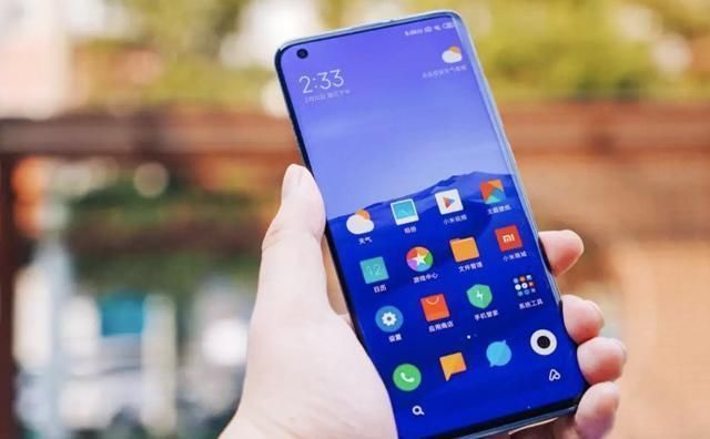 入手|搭载骁龙865的小米10价格下跌,现在入手值不值