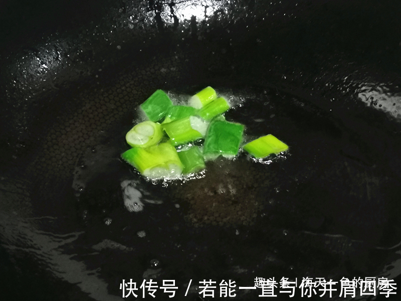 上班族最爱的懒人菜,洗切炒只需10分钟,又香又下饭