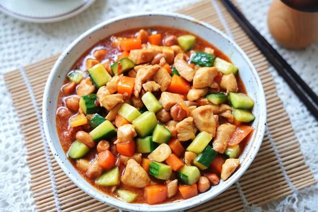 天气冷，这道下饭菜一定要试试，吃一次就上瘾，小朋友太喜欢吃了